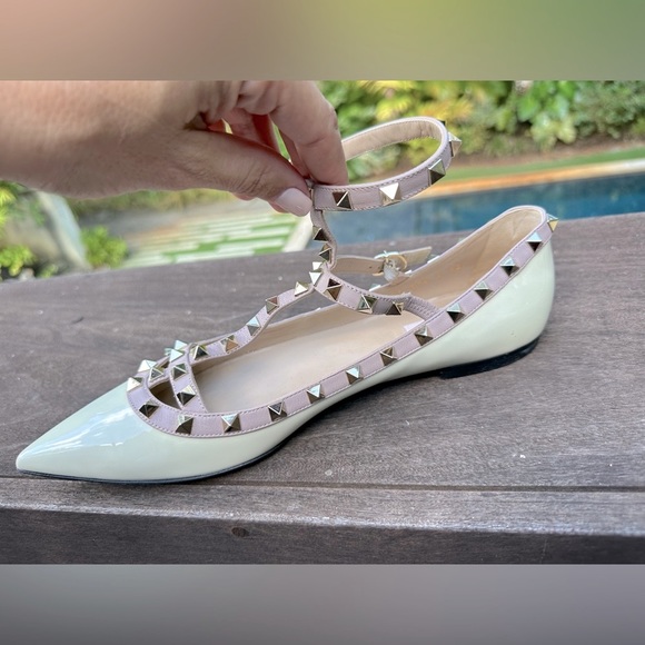 Valentino studded flats only worn once in perfect condition!!! - Picture 7 of 15